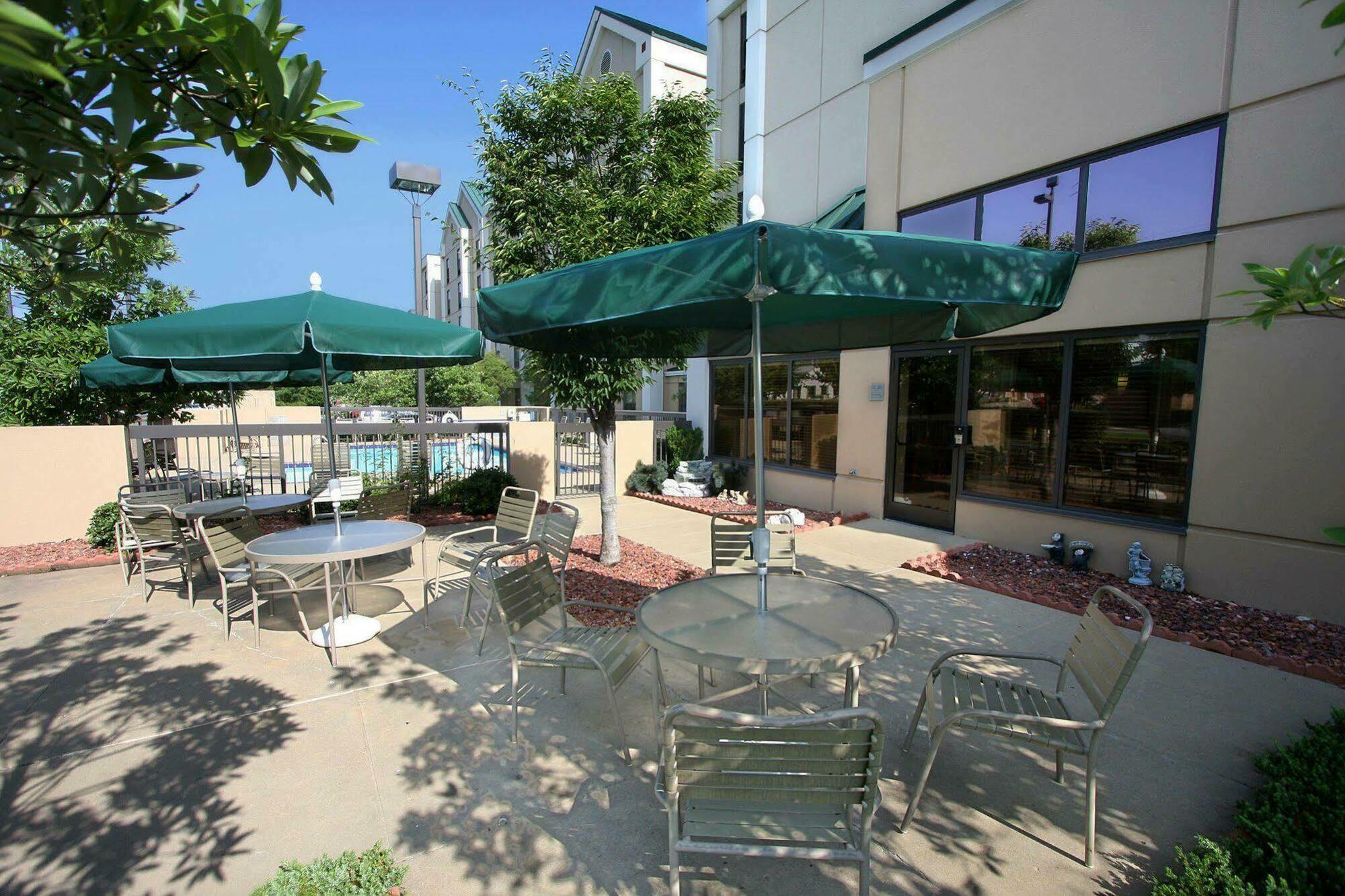 Hampton Inn & Suites Memphis-Wolfchase Galleria Bartlett Ristorante foto